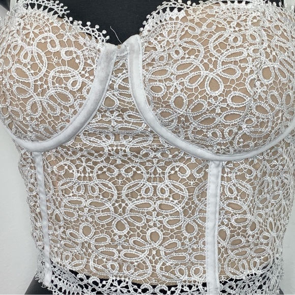 REVAMPED Lace Bustier Crop Corset Top - Picture 2 of 6